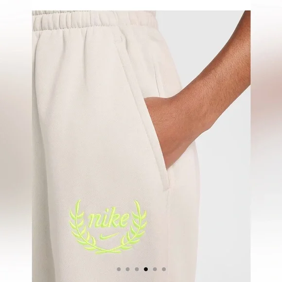 Nike Cream and Yellow Joggers with Elastic Waistband - Picture 4 of 7